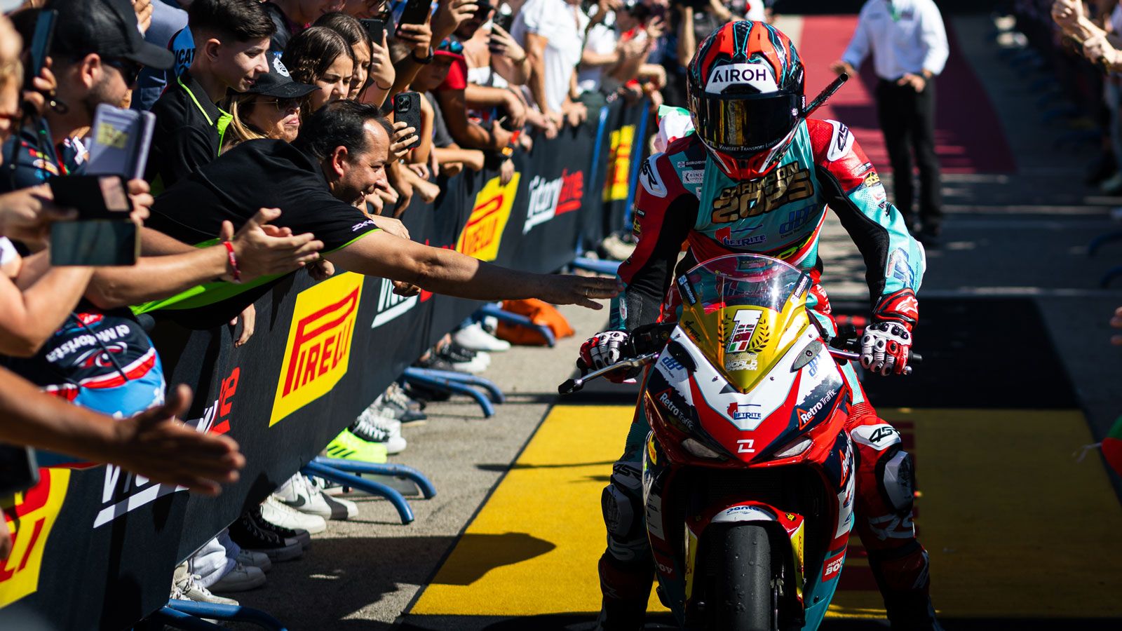 Με την κατηγορία SSP300 να φτάνει στο τέλος της, η επιτυχία της KOVE αφήνει ένα ανεξίτηλο αποτύπωμα. Ο τίτλος αυτός δεν είναι απλώς μια αγωνιστική νίκ