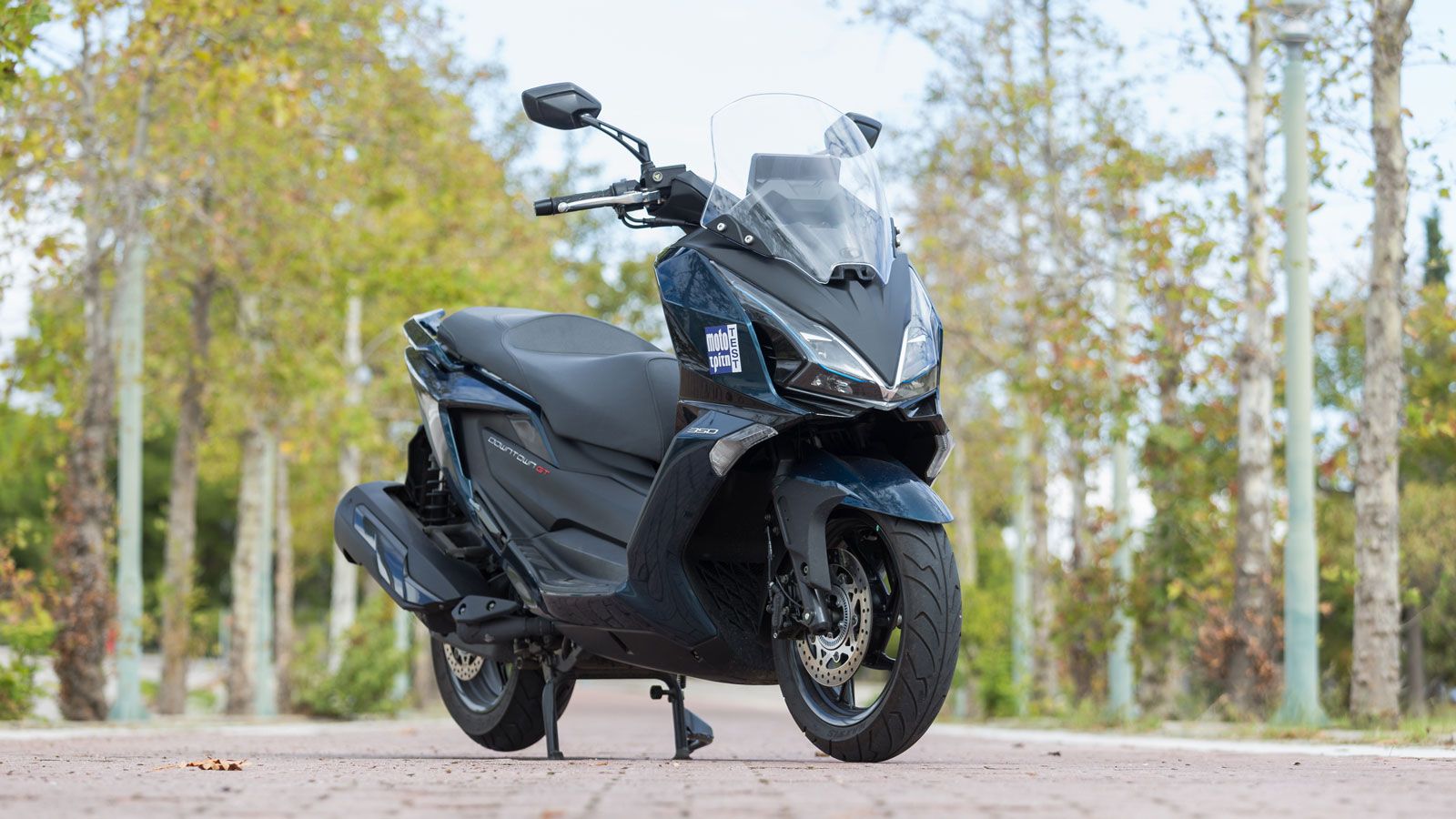 Εντελώς νέος ο σχεδιασμός του Downtown με πιο μοντέρνες και λεπτεπίλεπτες γραμμές να το χαρακτηρίζουν.