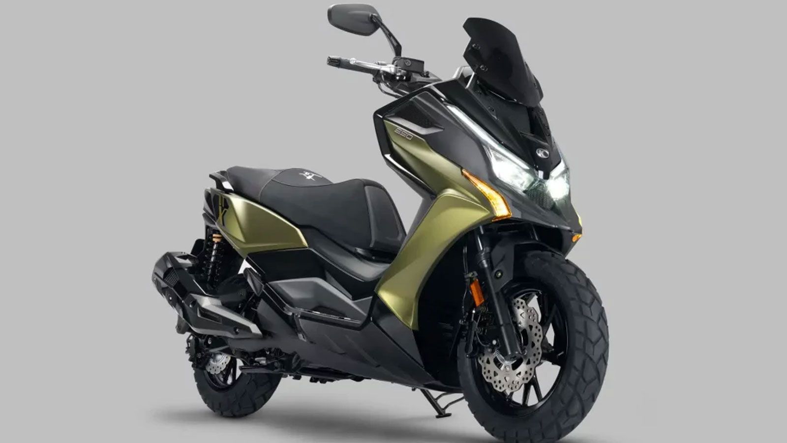 Η μεγαλύτερη τεχνική αλλαγή για το Kymco DTX 360 2025 αφορά τη συμμόρφωση με τις νέες προδιαγραφές Euro5+, μέσω αναβάθμισης στον ηλεκτρονικό ψεκασμό.