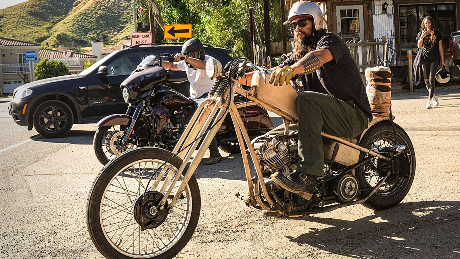 Ο Jason Momoa ως Lobo: Εμβληματικός ρόλος με μοτοσυκλετιστικό υπόβαθρο