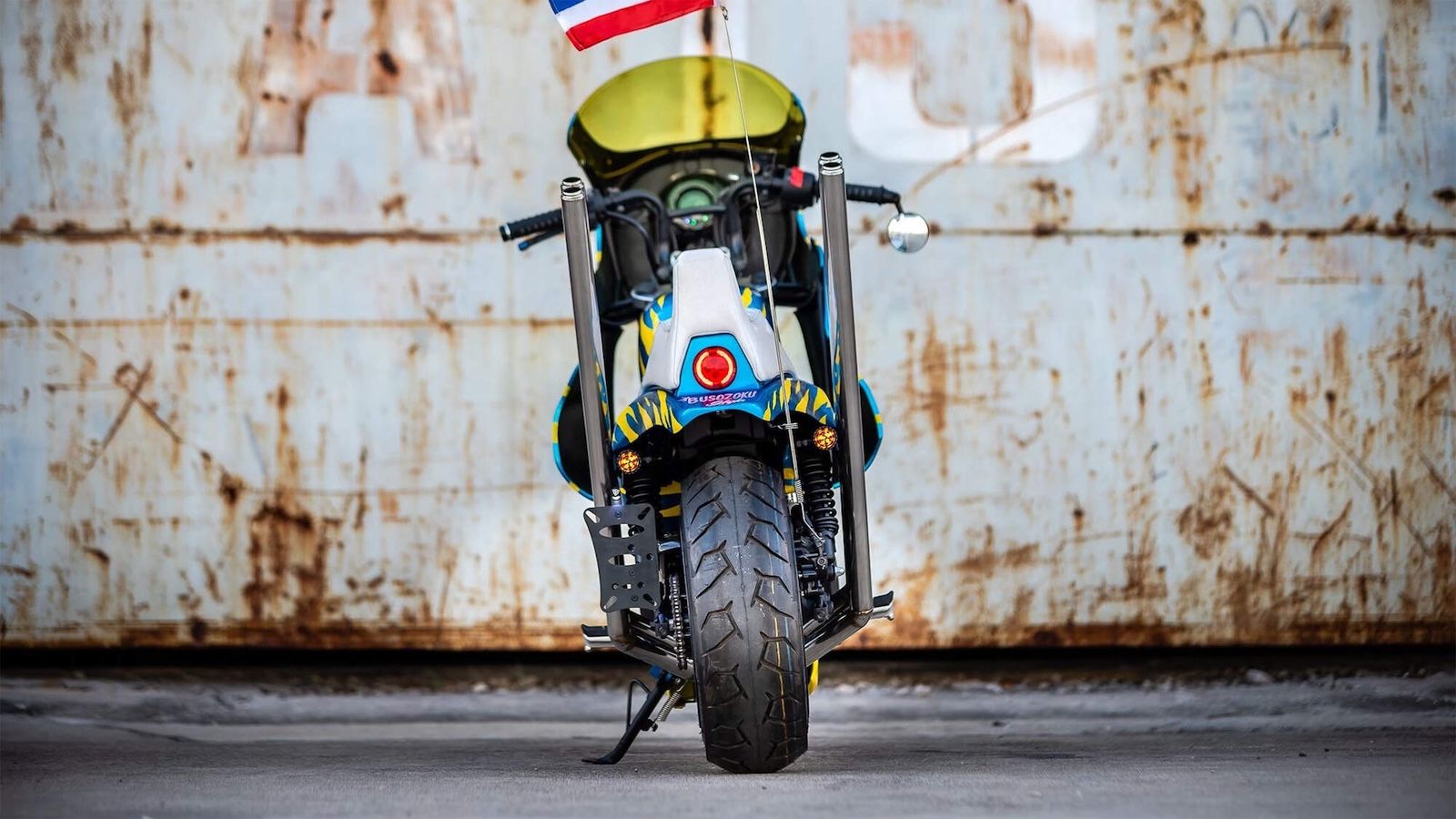 Η τέχνη της μετατροπής: Όταν η Honda Monkey συναντά το Bosozoku