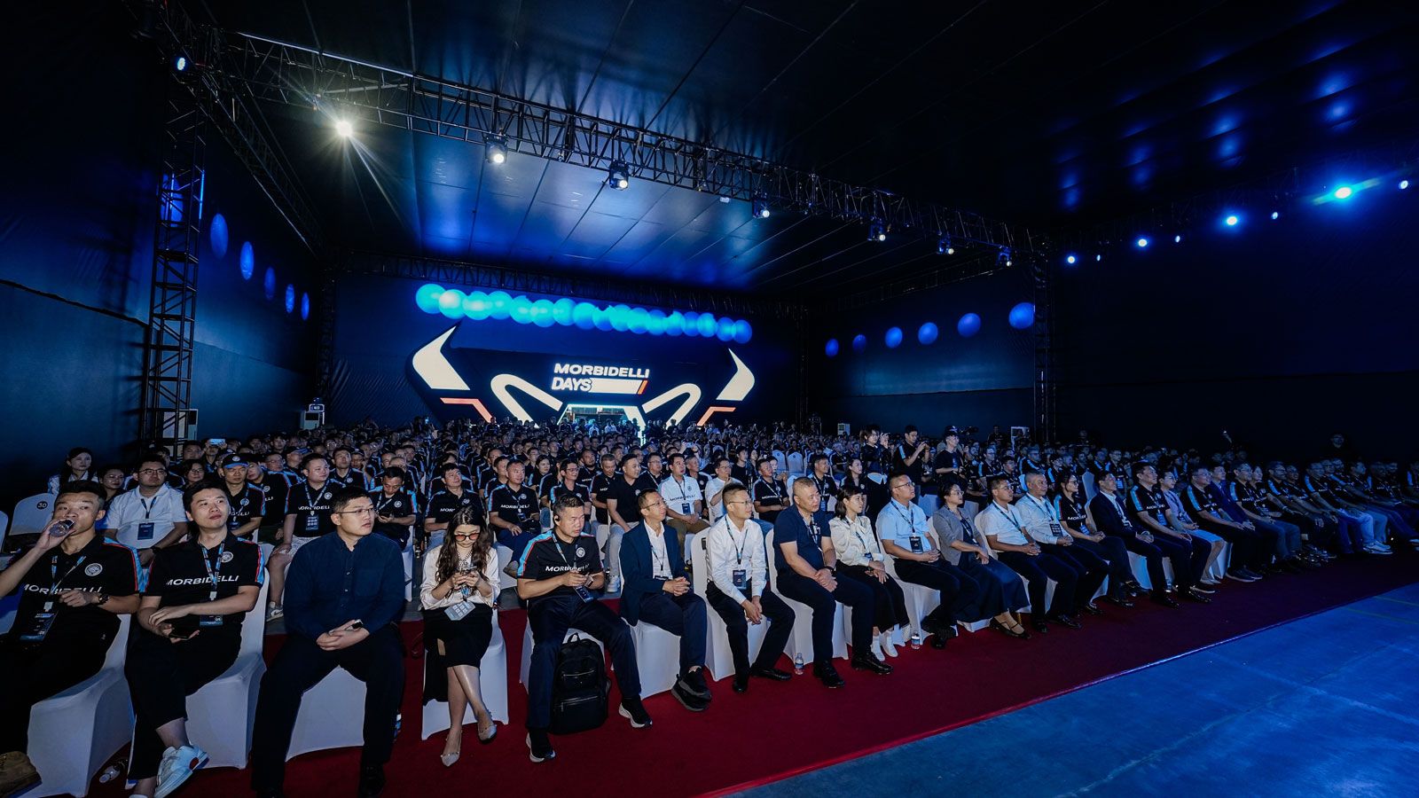 Πάνω από 500 συμμετέχοντες από 40+ χώρες – επίσημοι αντιπρόσωποι, τεχνικοί, δημοσιογράφοι και συνεργάτες – έζησαν από κοντά ένα γεγονός-ορ