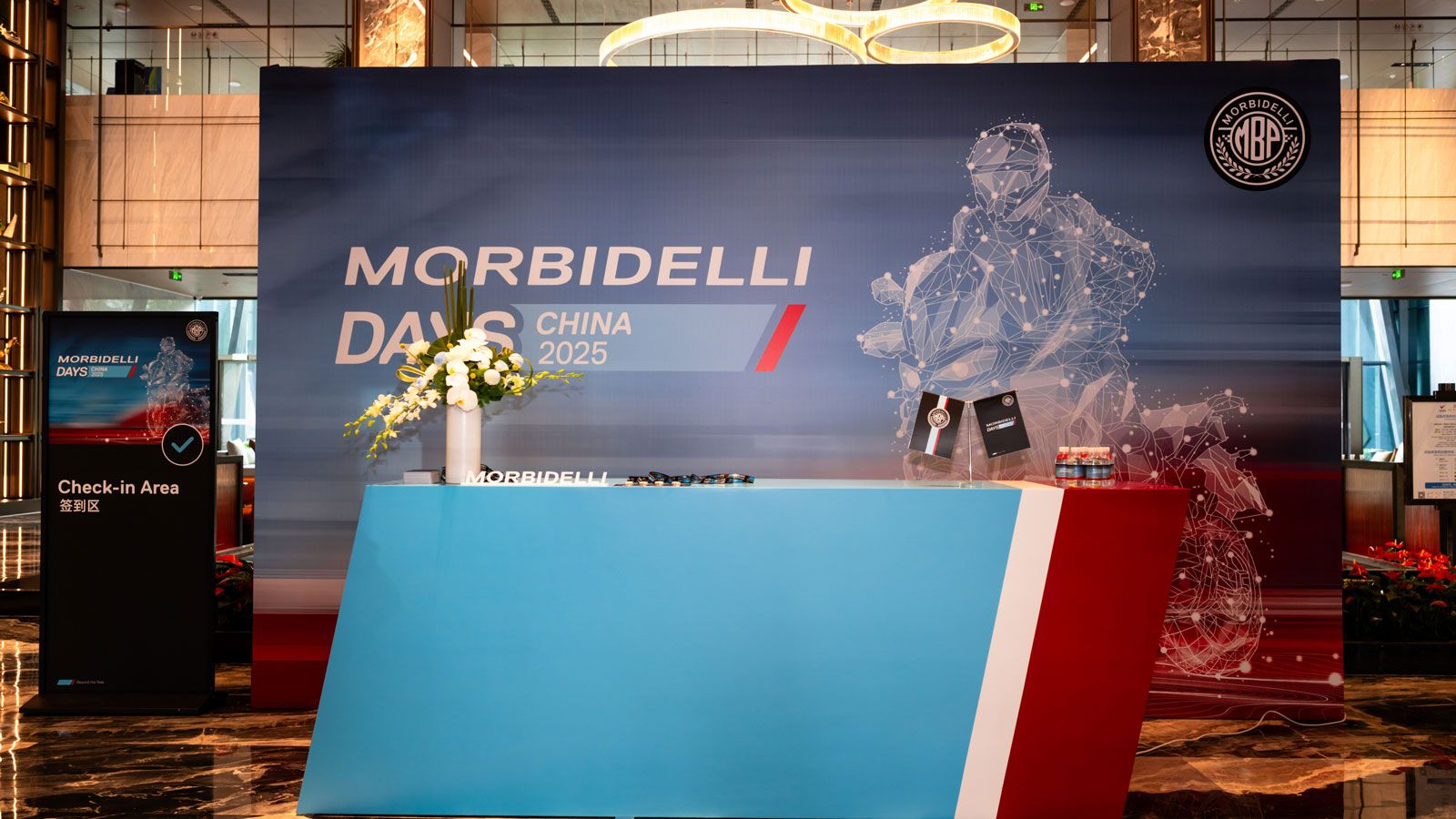 Η αναγέννηση του ιταλικού πνεύματος συνδυάζεται πλέον με το πιο προηγμένο βιομηχανικό οικοσύστημα του κόσμου, προβάλλοντας τη φιλοσοφία της εταιρείας: