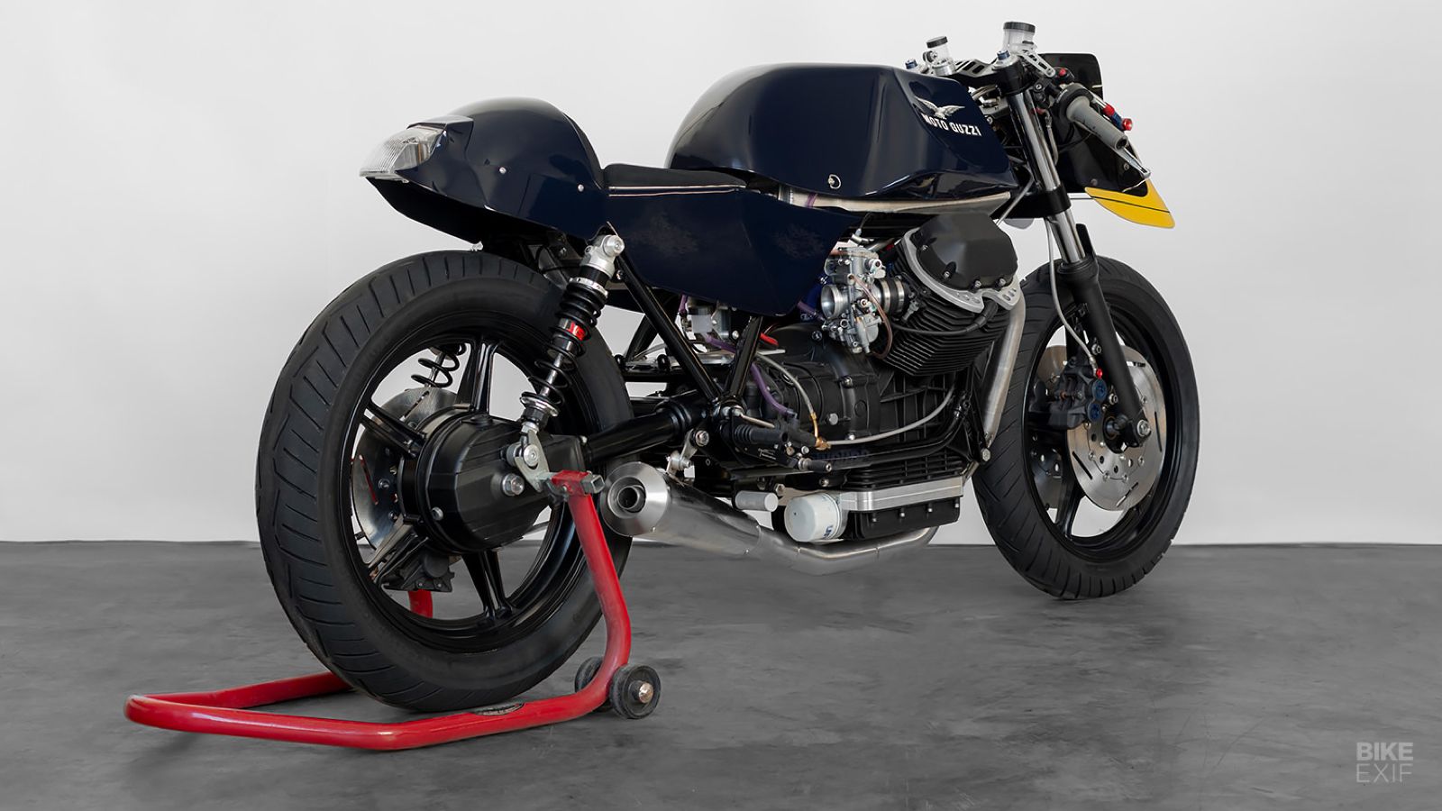 Hokuto: Μια Moto Guzzi SP3 1000 από τη Monza που κλείνει το μάτι στην Ιαπωνία