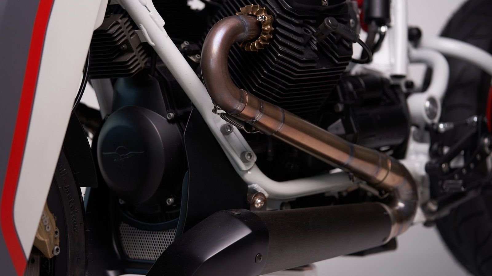 Μoto Guzzi Breva: Η πιο «βαρετή» μοτοσυκλέτα της Moto Guzzi μεταμορφώθηκε