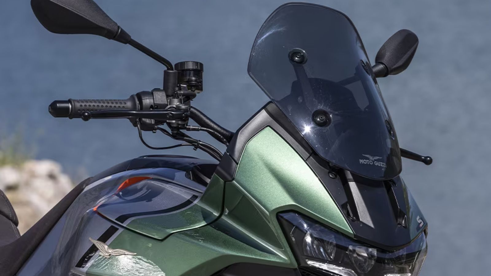 Moto Guzzi V100 Mandello: Sport Touring με αρχοντικό V2 στο βάθρο τού 0-100