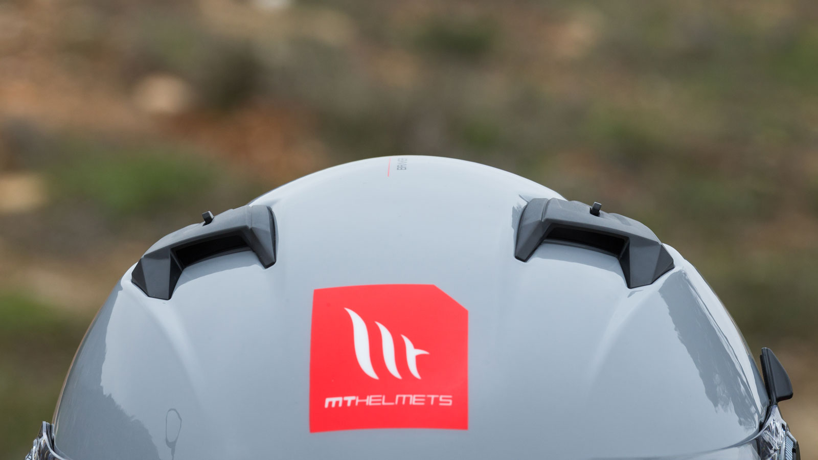 Test κράνος MT Braker: Κάνει προσιτή την ασφάλεια