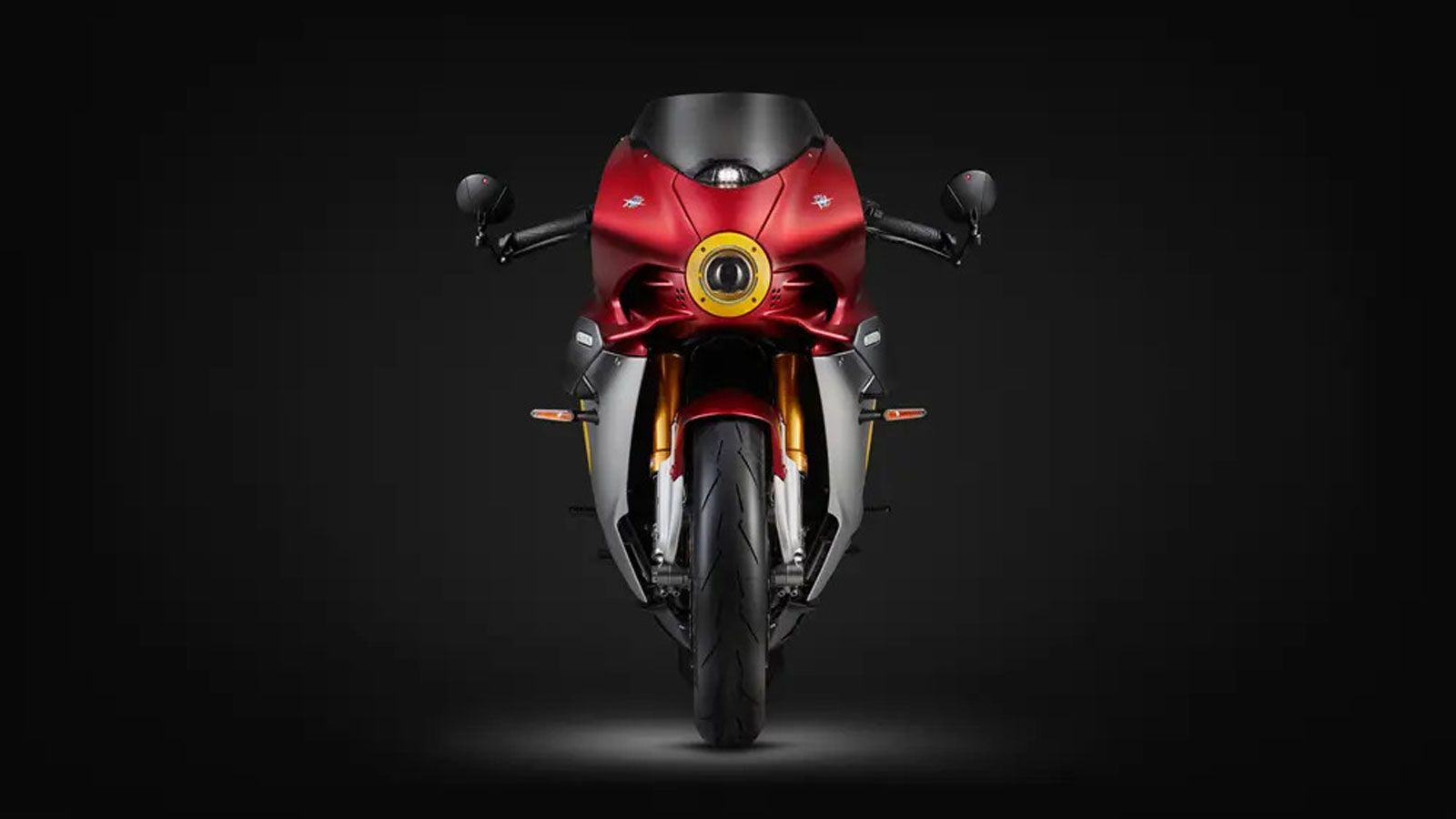 Η Superveloce 1000 Ago έρχεται σε μια κρίσιμη στιγμή για τη MV Agusta, καθώς η εταιρεία επανακτά την ανεξαρτησία της και κοιτά μπροστά.