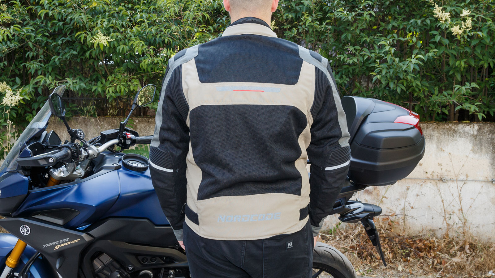 Test Nordcode Escape: Καλοκαιρινό μπουφάν με προστασίες Level 2 & αδιαβροχοποίηση