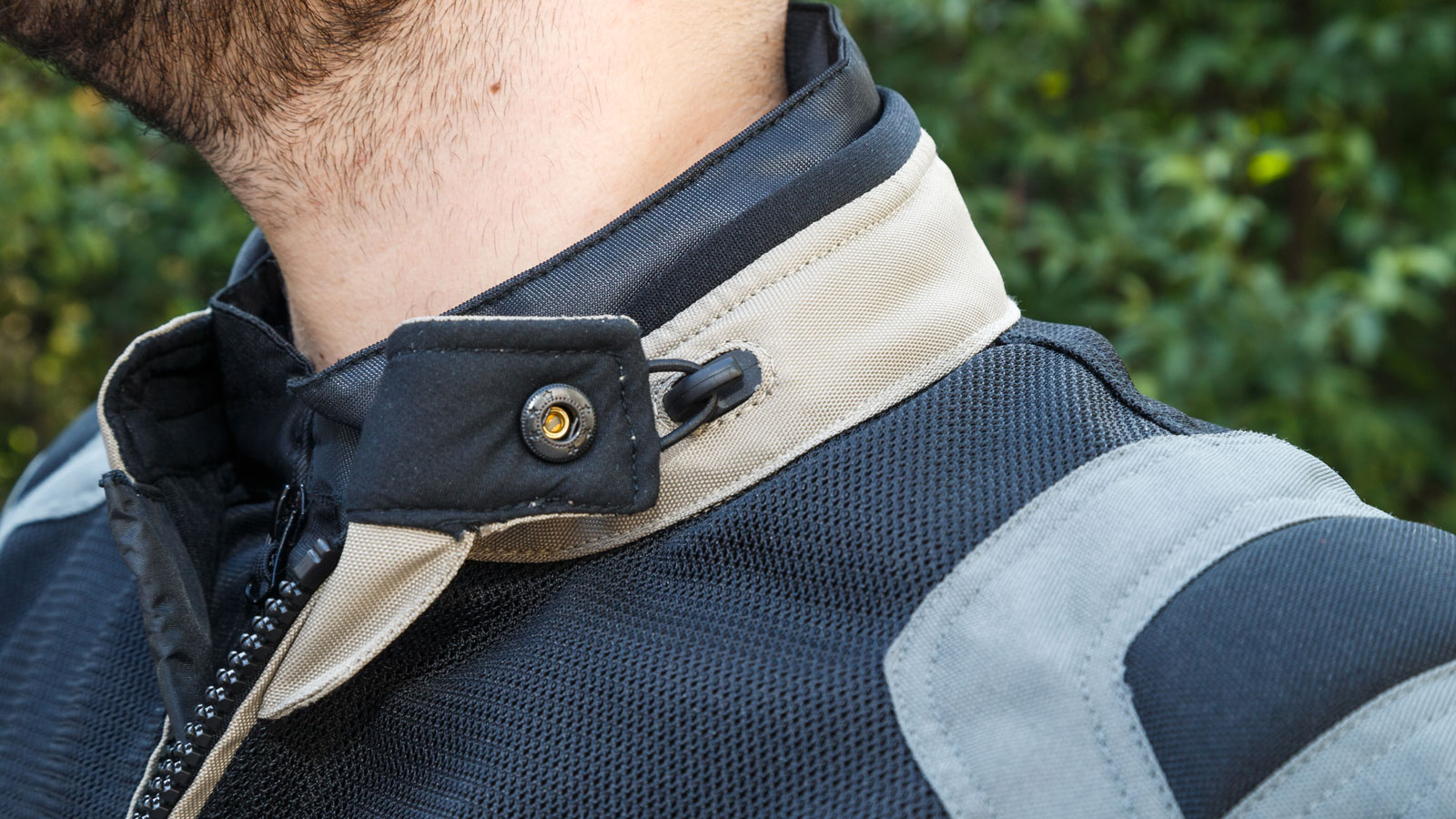 Test Nordcode Escape: Καλοκαιρινό μπουφάν με προστασίες Level 2 & αδιαβροχοποίηση