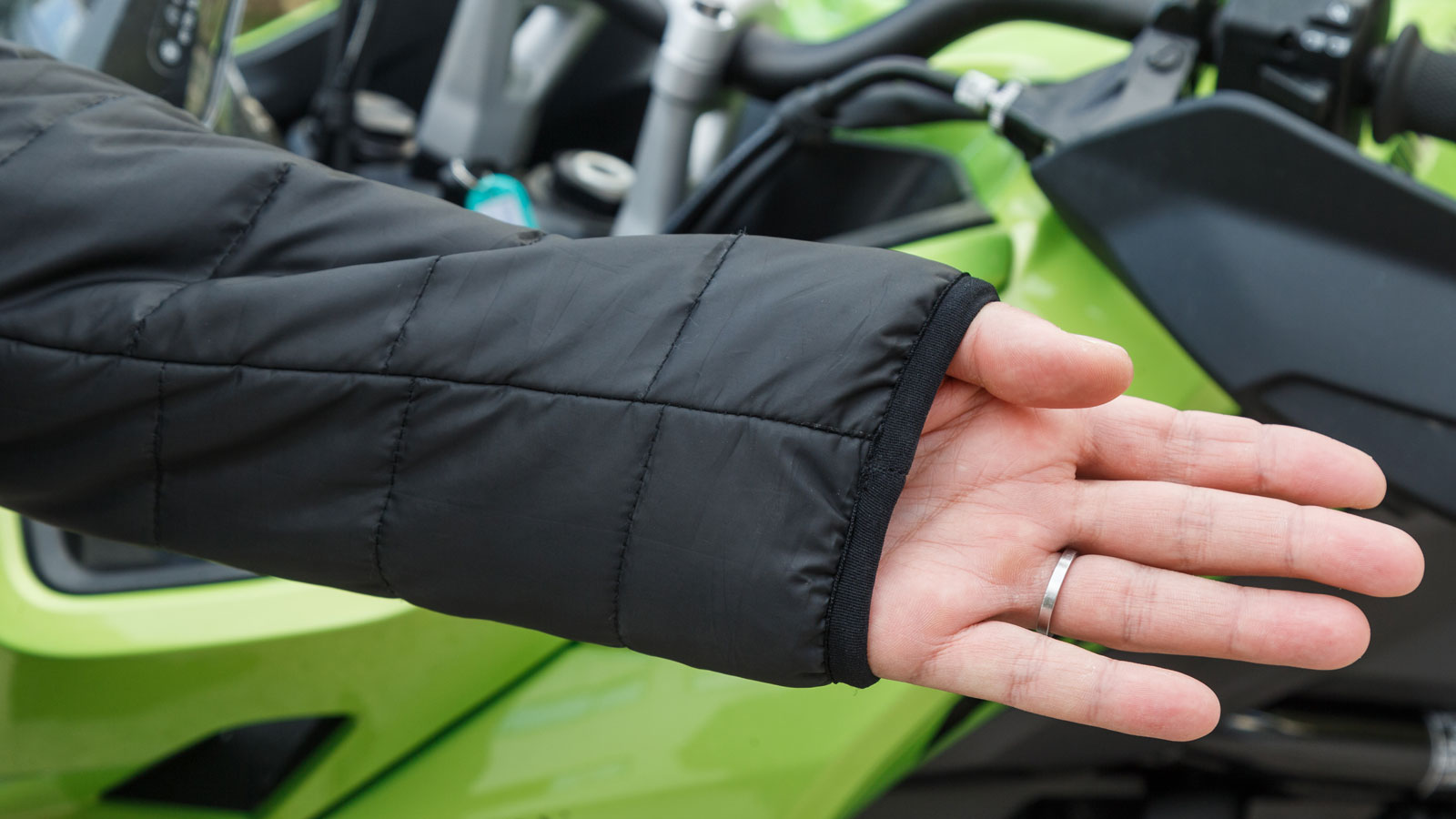 Nordcode Quartz: Ελαφρύ, καθημερινό μπουφάν με θήκες για προστασίες