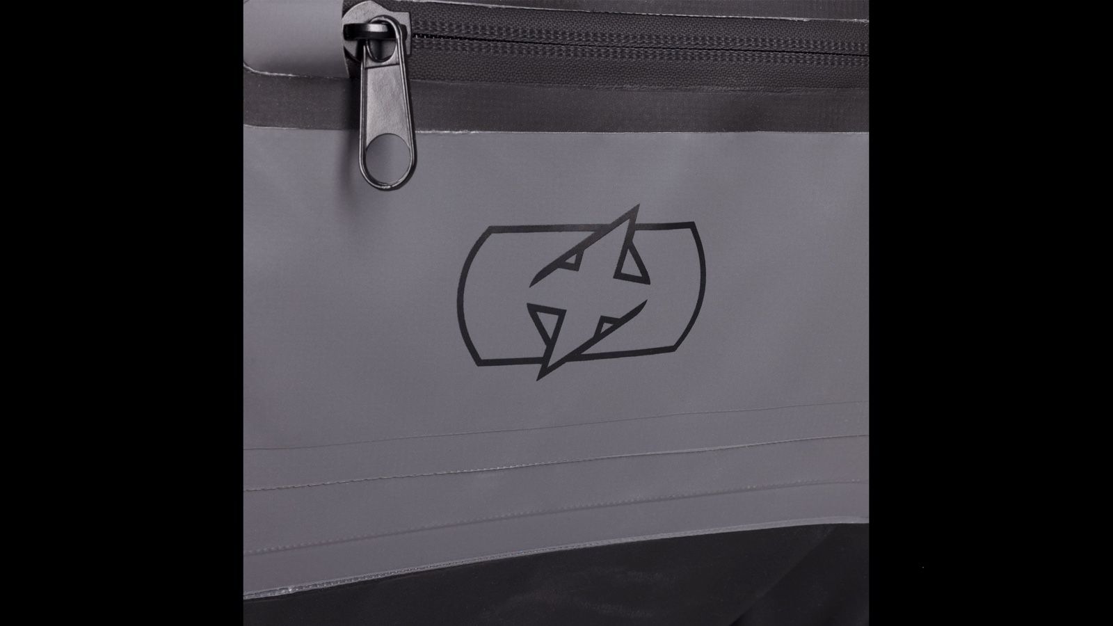 Σαμάρια και σάκοι Oxford Aqua