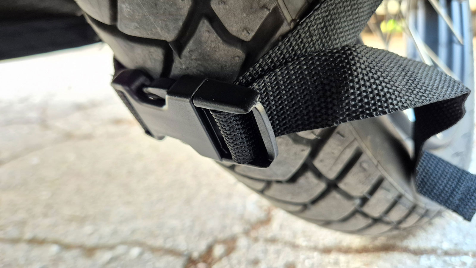 Παρουσίαση Oxford Aquatex Pro: Πλήρης προστασία από ήλιο, βροχή & σκόνη