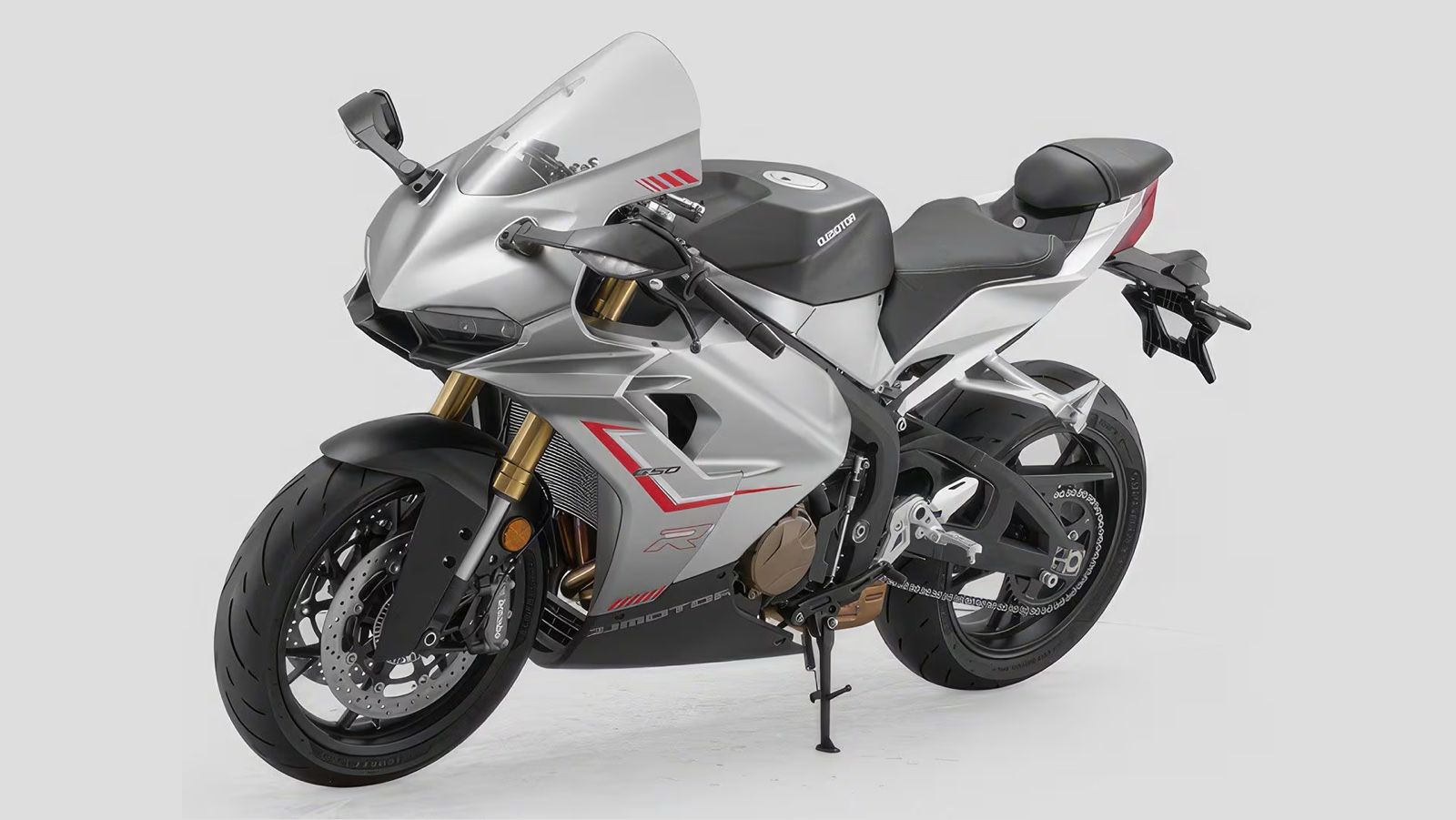 Έτοιμη για παραγωγή η QJMOTOR SRK 650 R με 117 ίππους και τελική 230 χλμ/ώρα