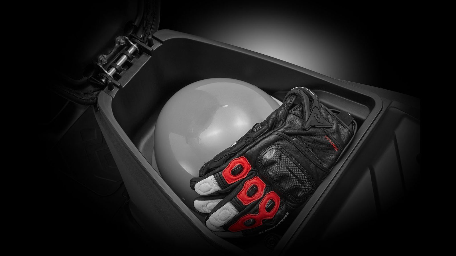 QJMOTOR LTS 125s: Καταφθάνει το νέο αστικό scooter με τιμή 1.895 ευρώ