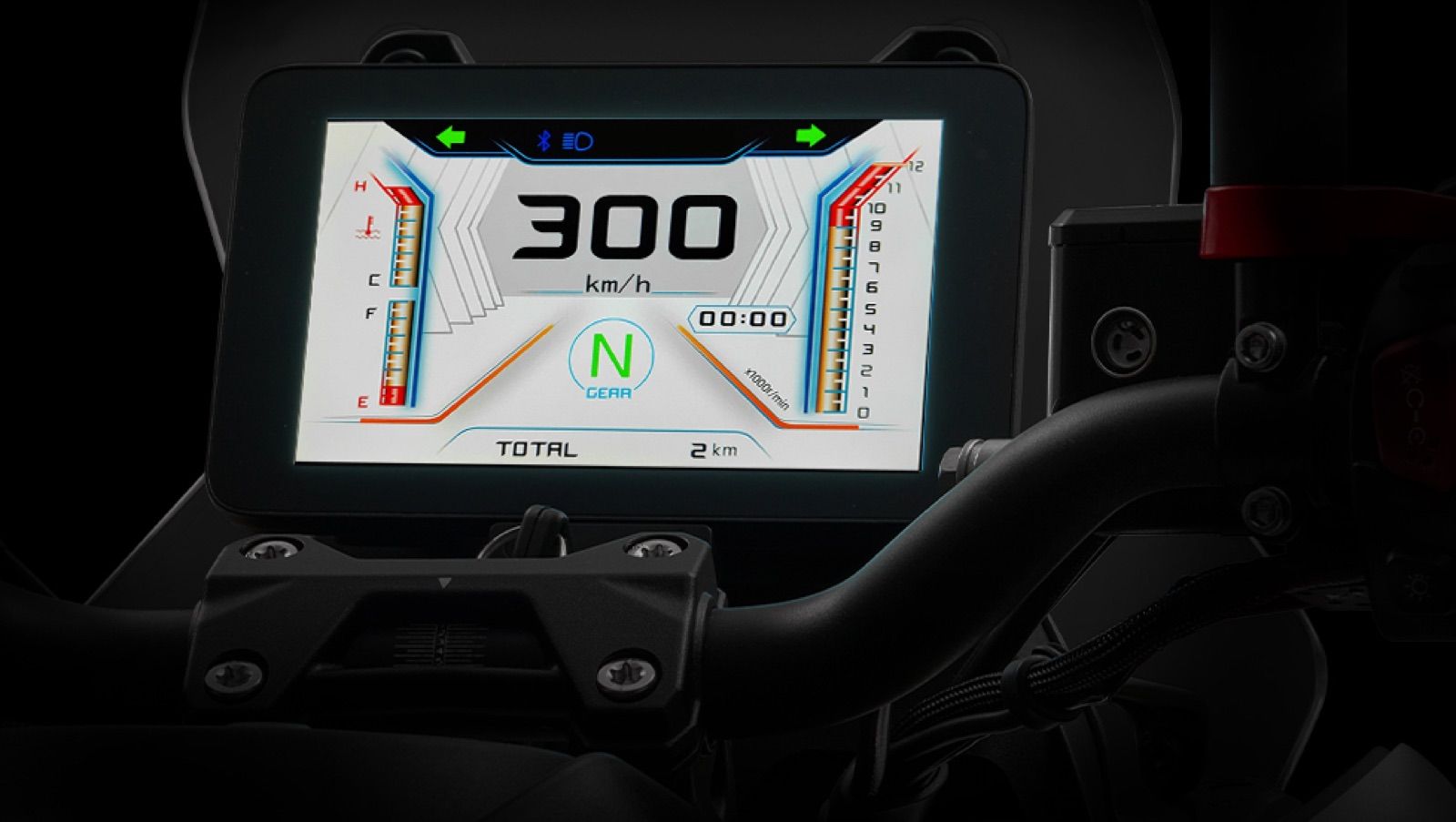 QJMotor SRT 550S: Καινοτόμα και ταξιδιάρα με ξεχωριστό σχεδιασμό και πλούσιο εξοπλισμό