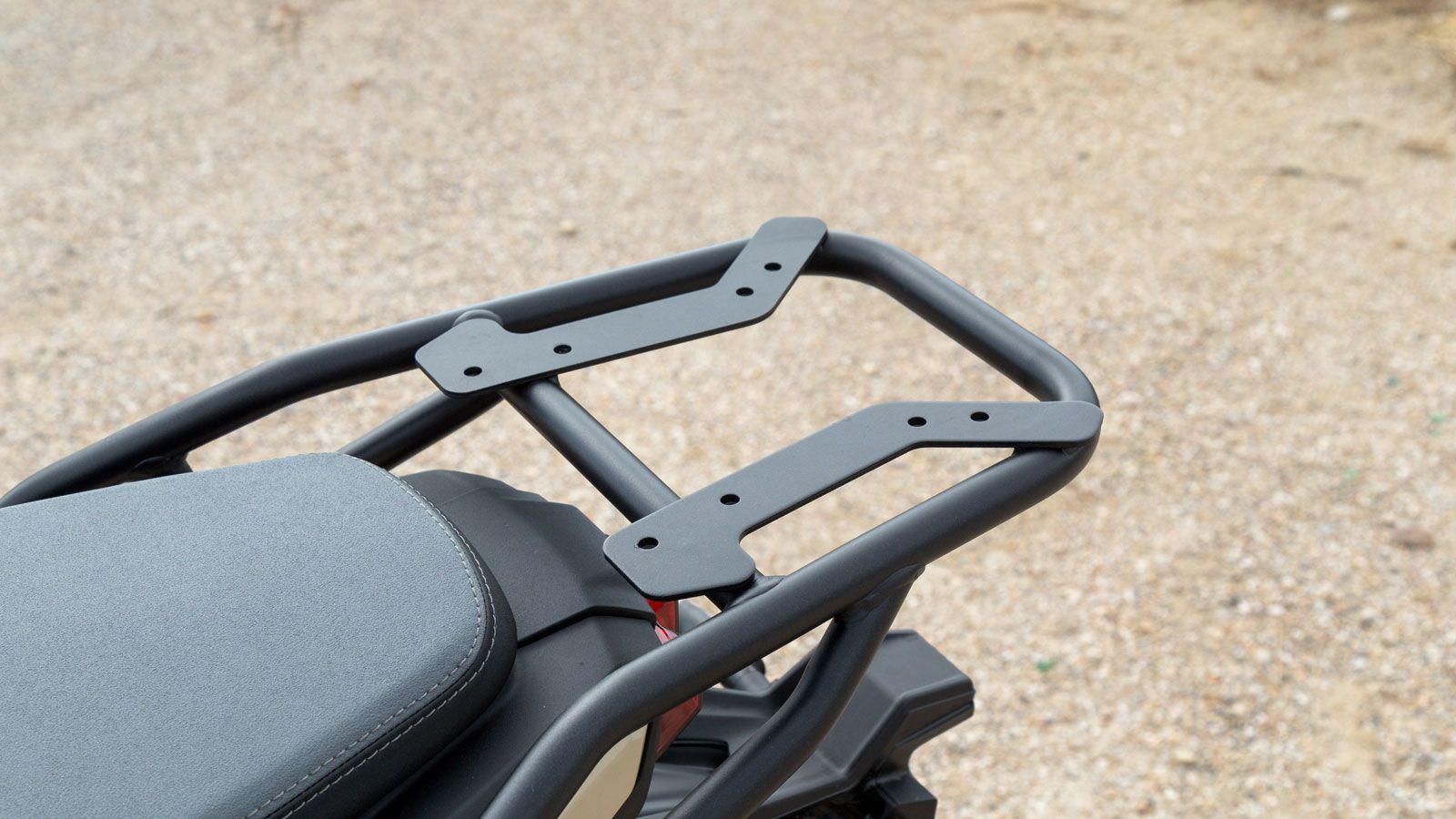 Σχάρα πίσω για βαλιτσάκι.