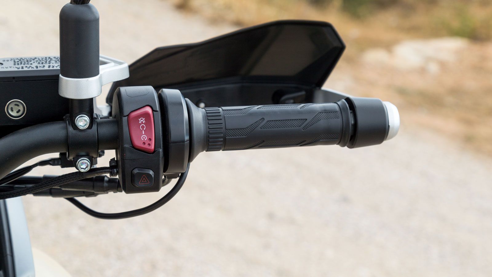 Δεξιός διακόπτης.