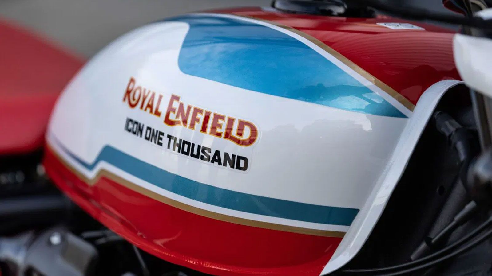 Ο Adrian Sellers, επικεφαλής του τμήματος Custom & Motorsport της Royal Enfield, δήλωσε ότι πρόκειται για ένα «πολύ ιδιαίτερο project» που ανέδειξε «τ