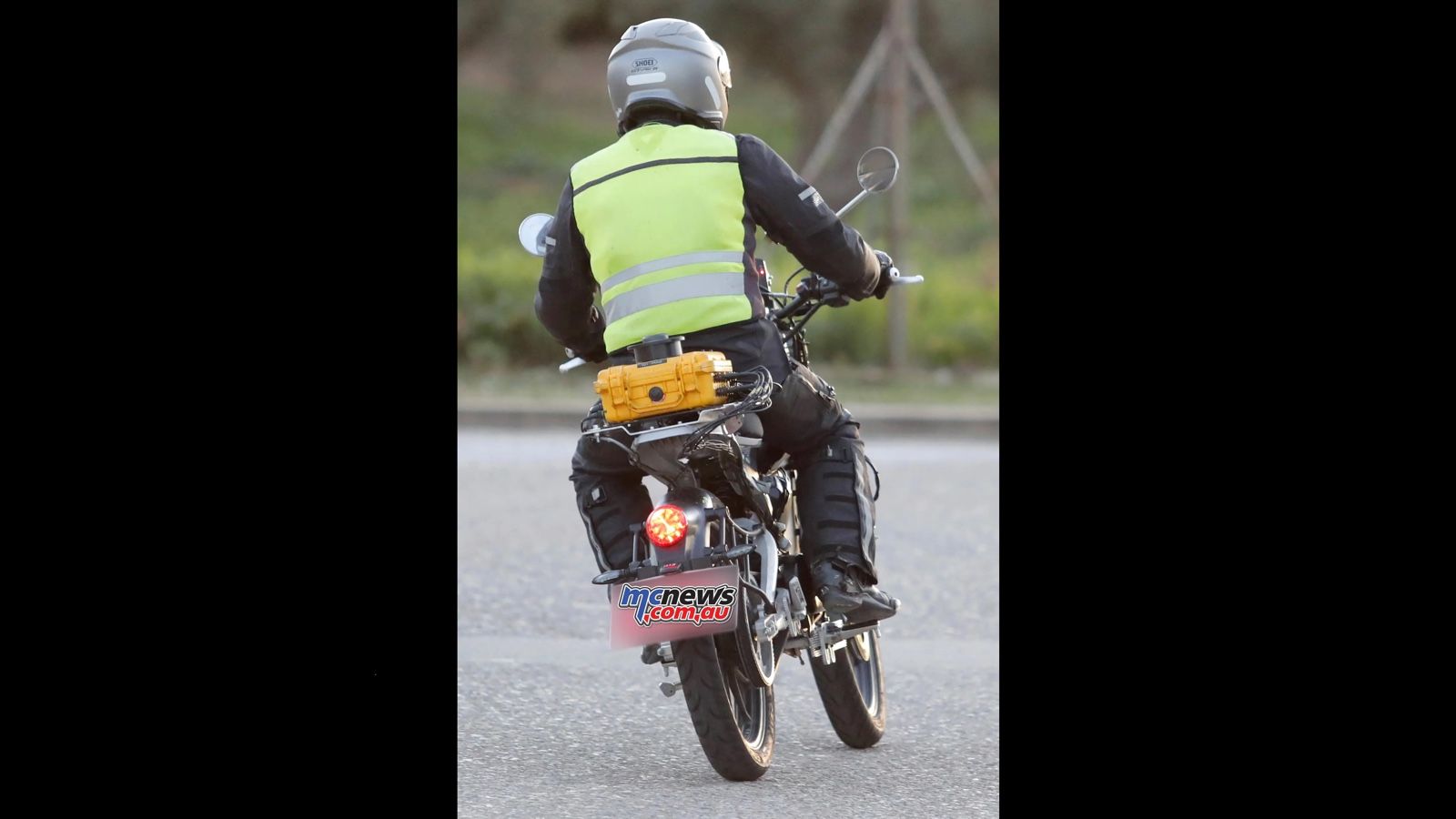 Βγήκε στους δρόμους (για δοκιμές) η Royal Enfield Flying Flea με την πρωτοποριακή ανάρτηση