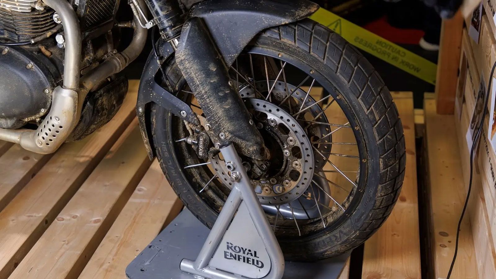 Ο Govindarajan εξήγησε ότι η Himalayan αποτελεί κομμάτι της πνευματικής ταυτότητας της μάρκας: οι δοκιμές της γίνονται παραδοσιακά στα Ιμαλάια, το φυσ