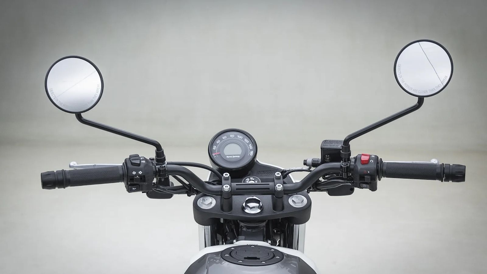 Η Royal Enfield αναβαθμίζει τη Scram με περισσότερα κυβικά και νέο κιβώτιο