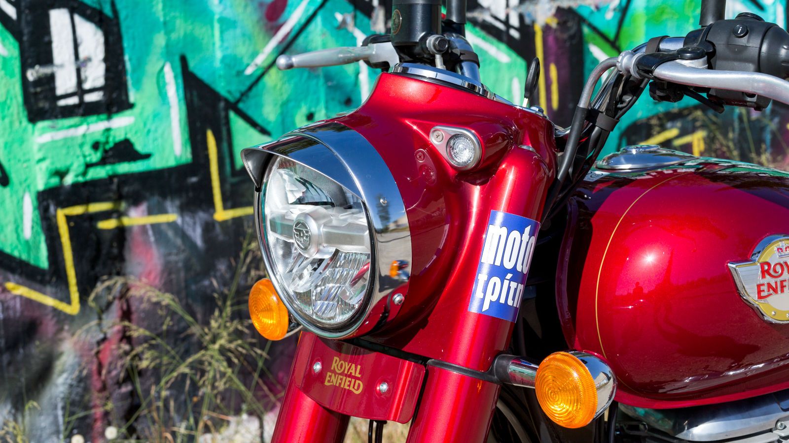 O LED προβολέας της Royal Enfield Classic 350