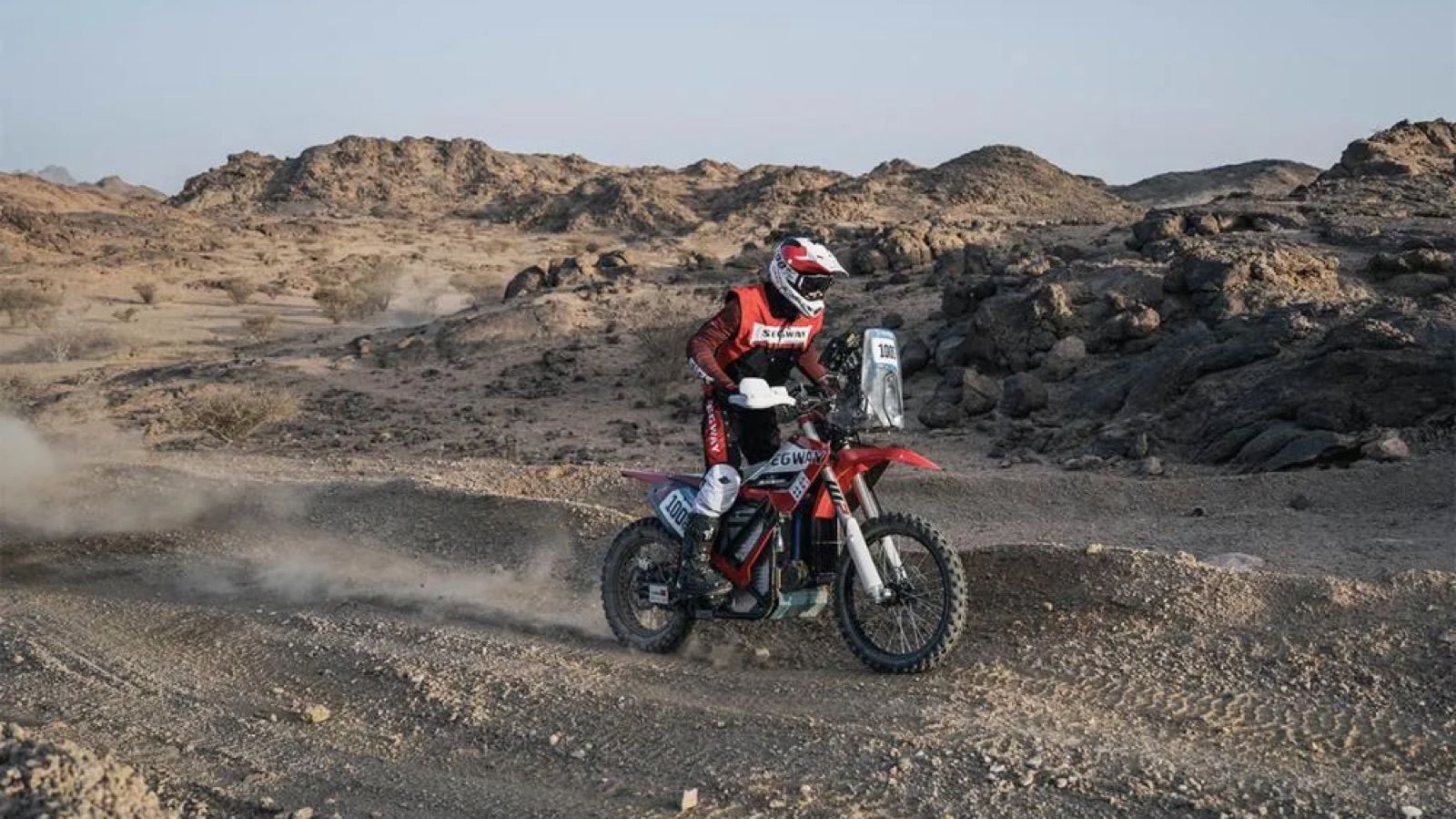 Segway X1000: Αθόρυβη αποκάλυψη ηλεκτρικής μοτοσυκλέτας με ταυτόχρονη συμμετοχή στο Dakar 