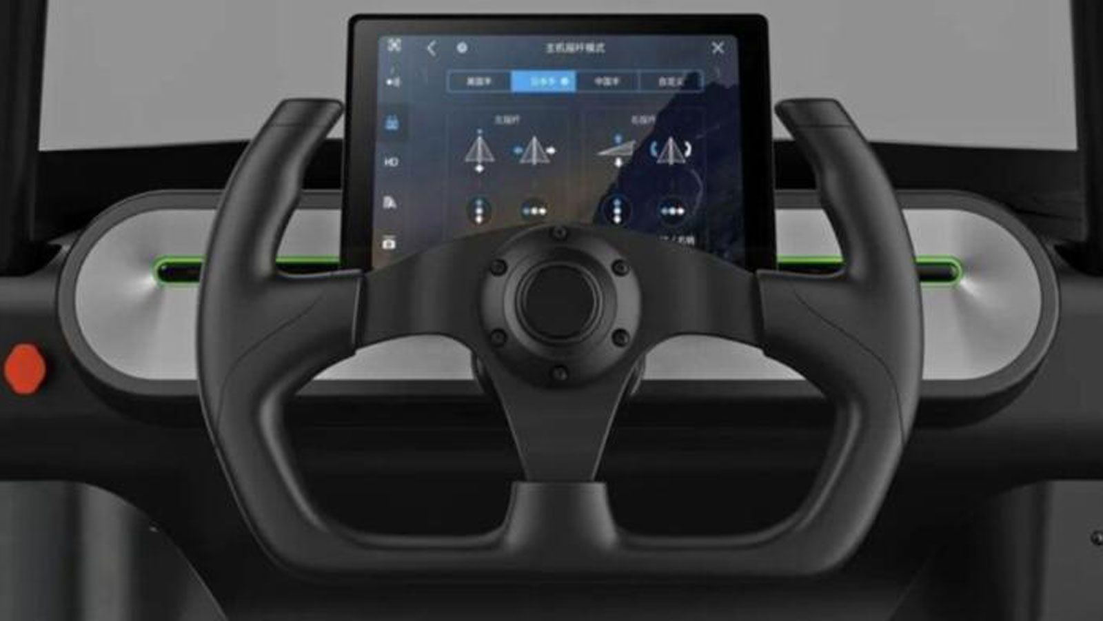 Η μετάβαση μεταξύ των δύο λειτουργιών γίνεται αυτόματα, ενώ υποστηρίζονται τόσο αυτόνομες όσο και χειροκίνητες εντολές μέσω joystick.
