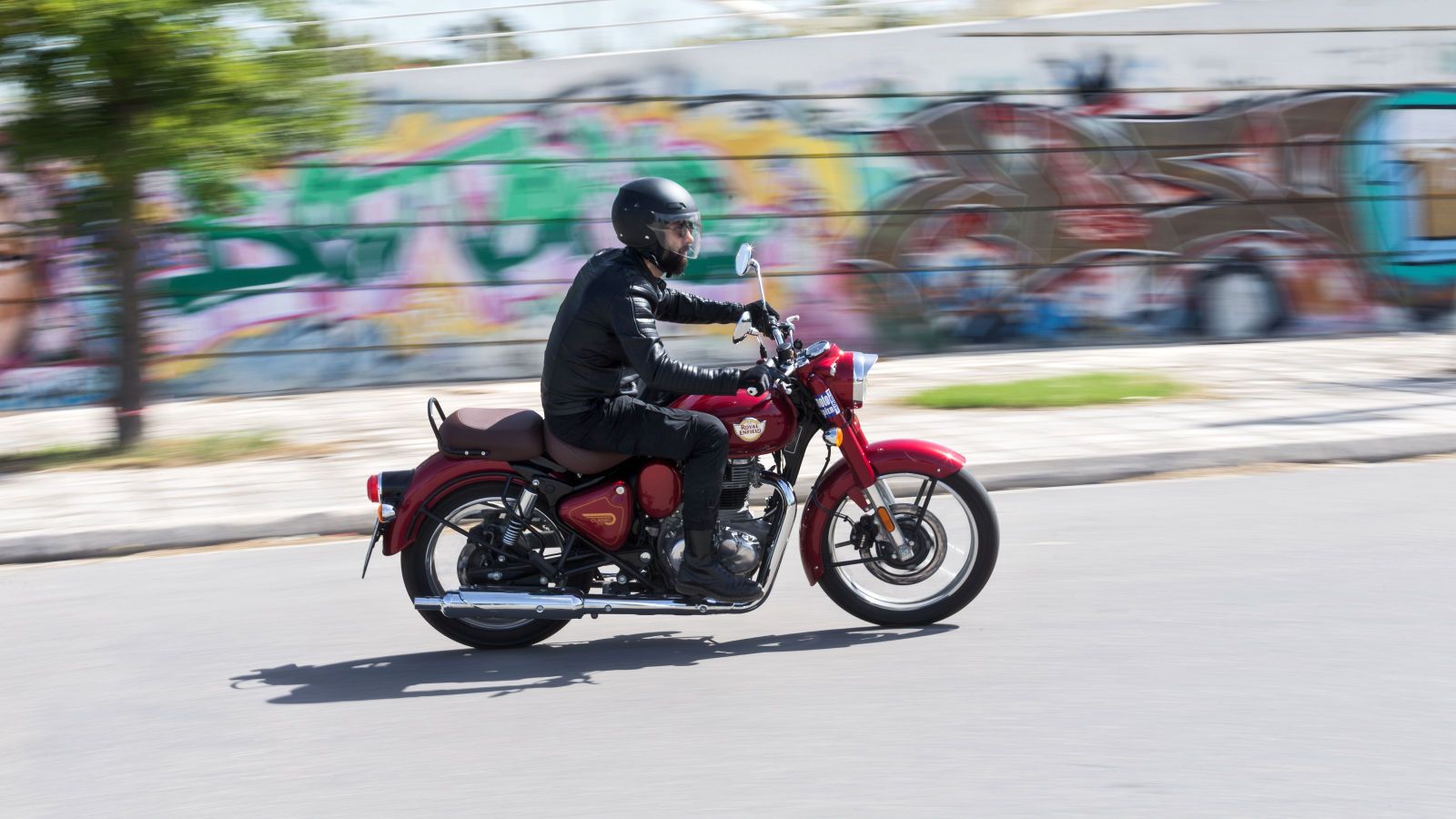 Η συμπεριφορά του ψεκασμού είναι υποδειγματική, χωρίς κομπιάσματα και δισταγμούς