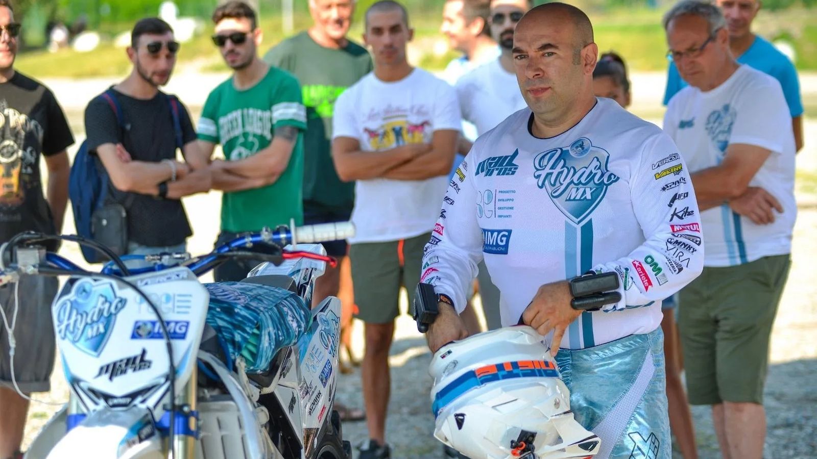 Προετοιμασία με τον απαραίτητο προστατευτικό εξοπλισμό