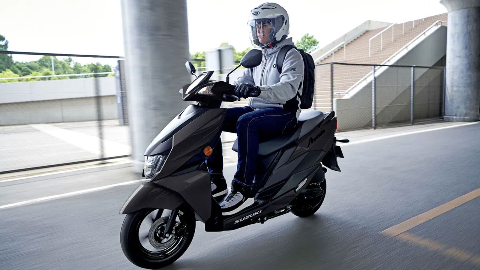 Η Suzuki παρουσίασε ανανεώσεις για τα scooter Avenis 125 και Burgman Street 125EX του 2026, οι οποίες εστιάζουν αποκλειστικά σε νέες χρωματικές εκδόσε