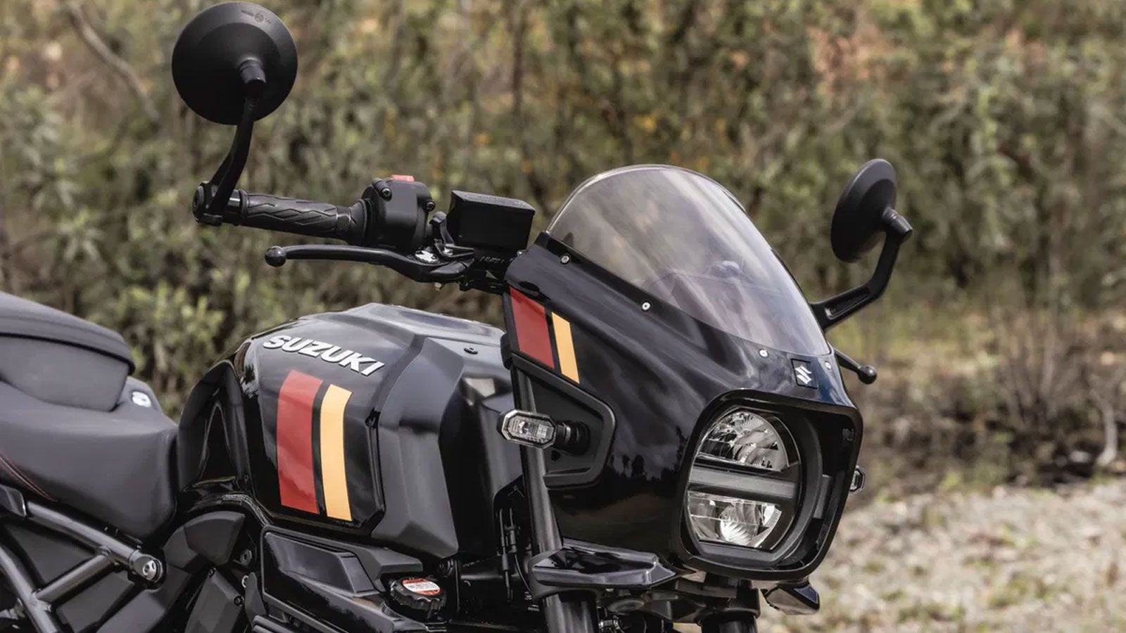 Έκδοση με φαίρινγκ & vintage αγωνιστικό χαρακτήρα