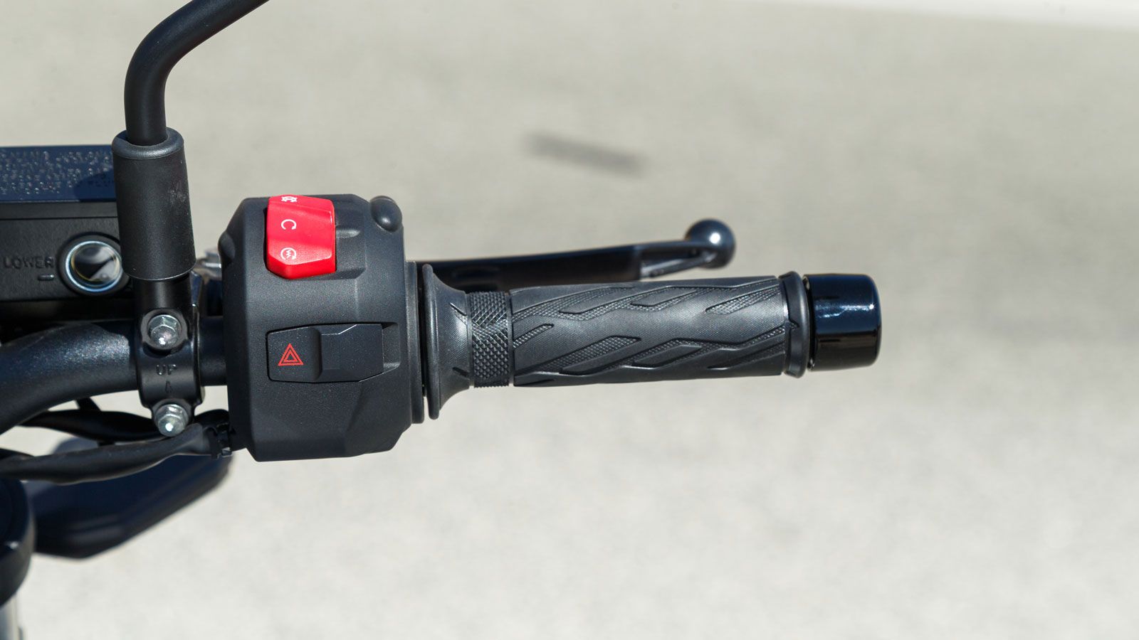 Δεξιός διακόπτης.