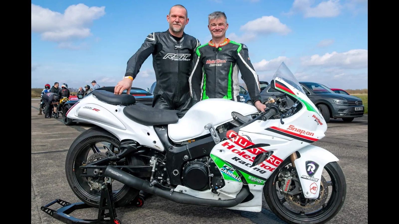 Αυτή η Hayabusa Turbo με 800 ίππους πάει για το πιο τρελό παγκόσμιο ρεκόρ