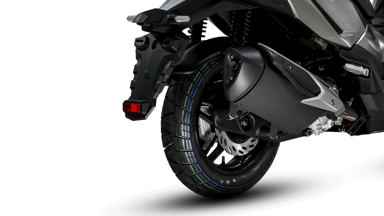 SYM ADX 300: Επιδόσεις και αυτονομία στο ζενίθ