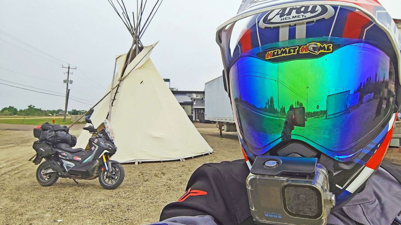 Το πρώτο σκέλος του ταξιδιού, μήκους 2.400 χιλιομέτρων, περιλάμβανε τη διαδρομή Μόντρεαλ – Winnipeg, διασχίζοντας τις πολιτείες Quebec, Ontario 