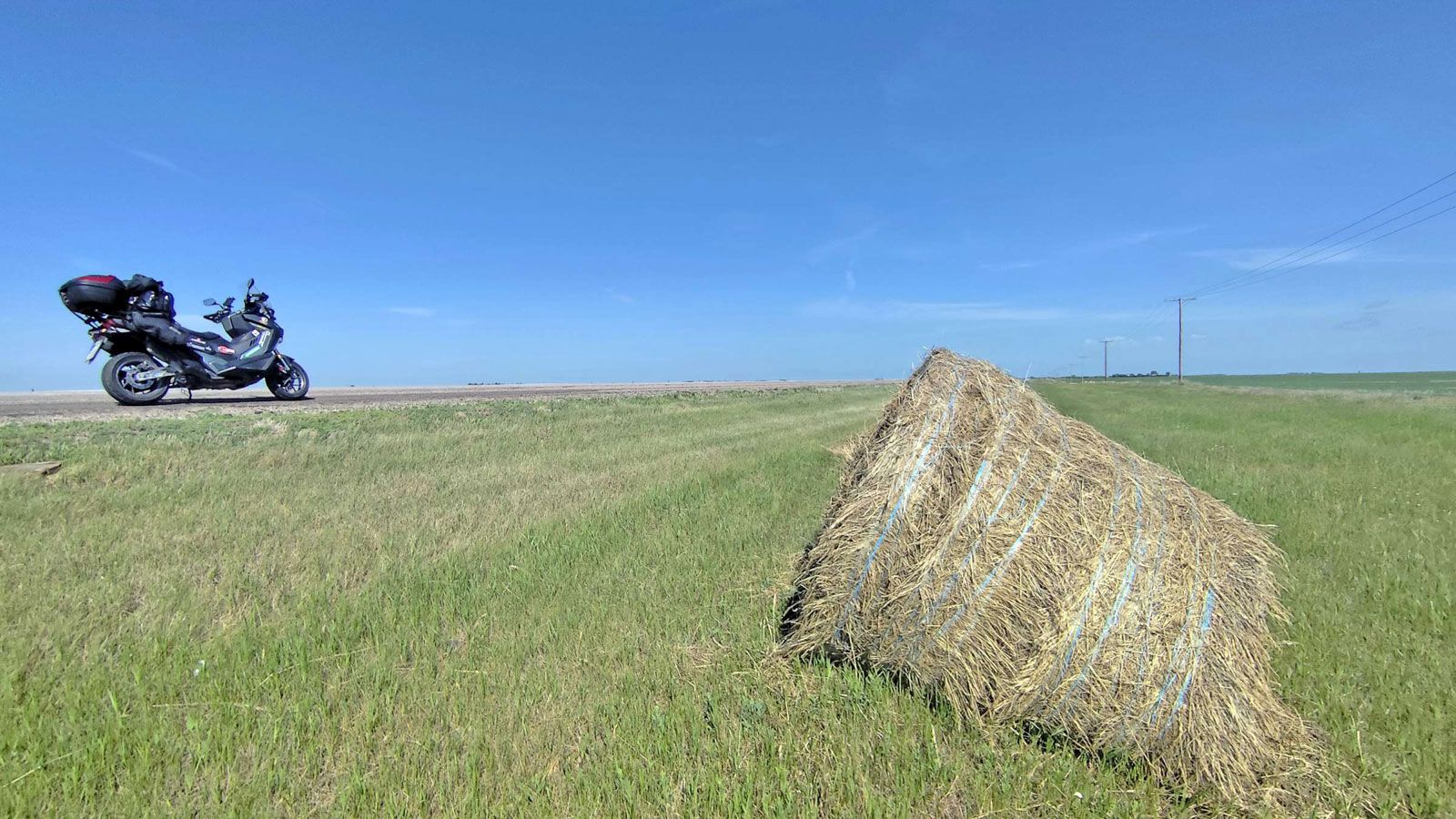 Όπως περιγράφει ο ίδιος, το μυαλό δοκιμάστηκε από τις μονότονες πεδιάδες, τις επίπεδες εκτάσεις και τη στασιμότητα του τοπίου. Το τοπίο δεν άλλαζε και