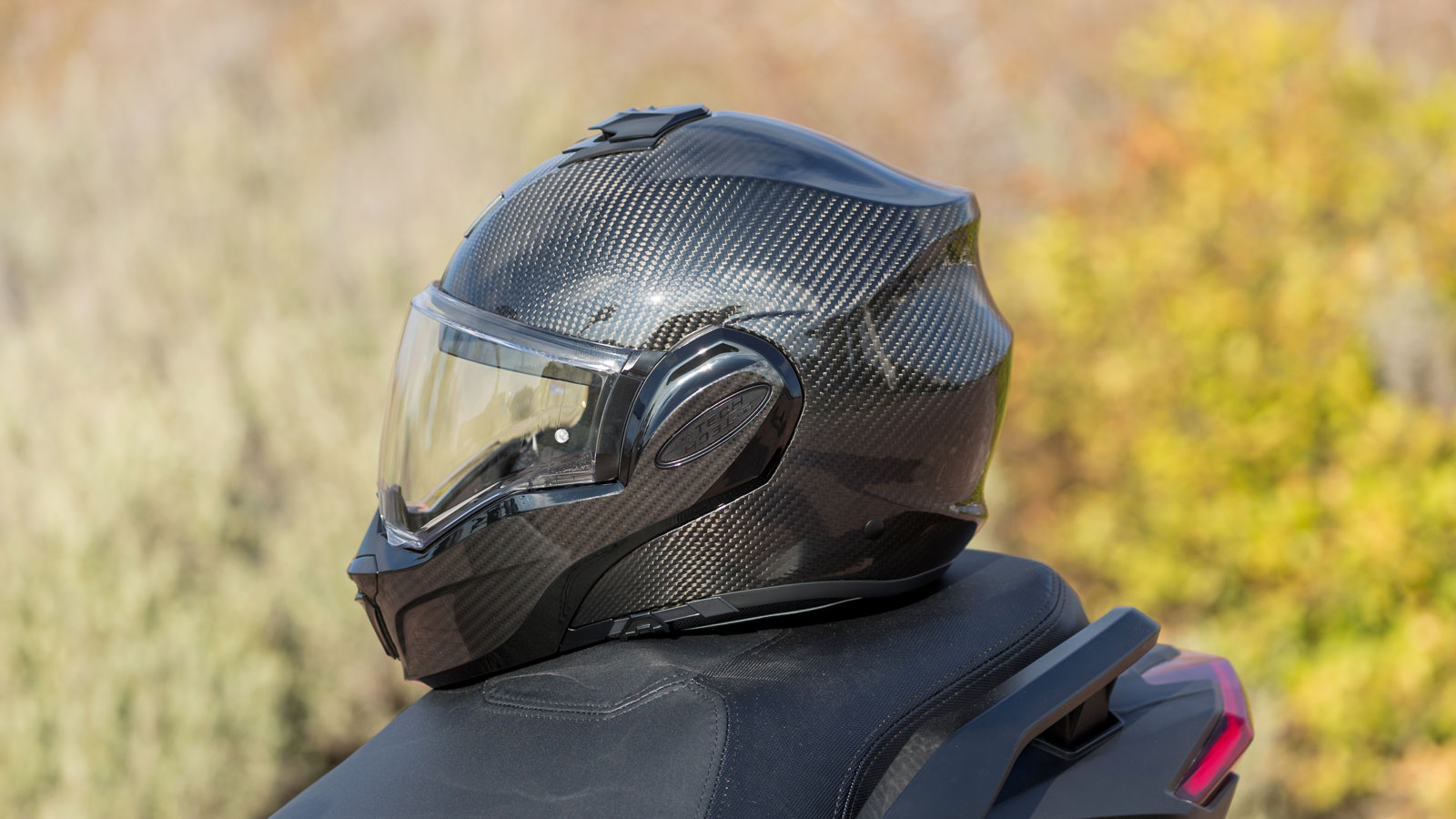 Test Scorpion Exo-Tech EVO Carbon: Πρακτικότητα στο Max και χαμηλό βάρος