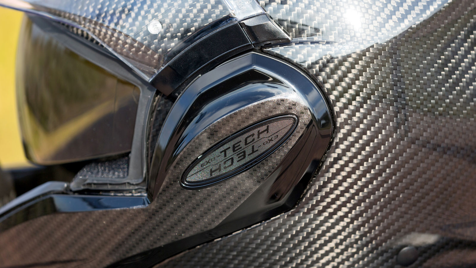 Test Scorpion Exo-Tech EVO Carbon: Πρακτικότητα στο Max και χαμηλό βάρος