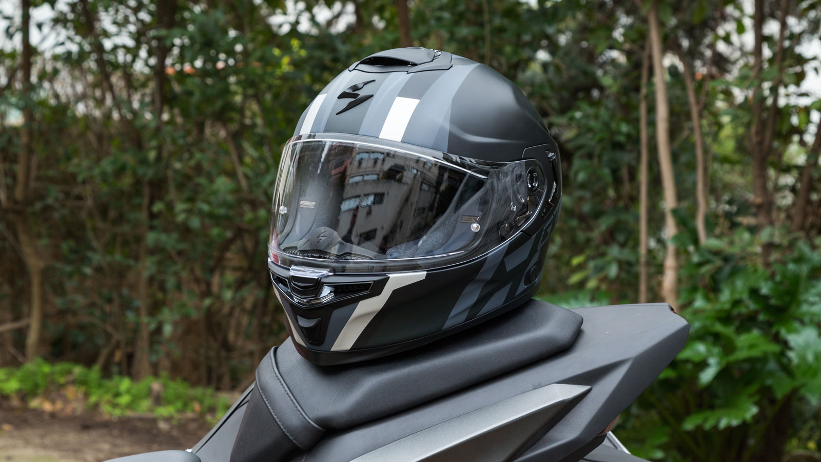 Test Scorpion EXO-GT SP Air: «Φουσκώνει» την ασφάλεια... με σύστημα Air-Fit