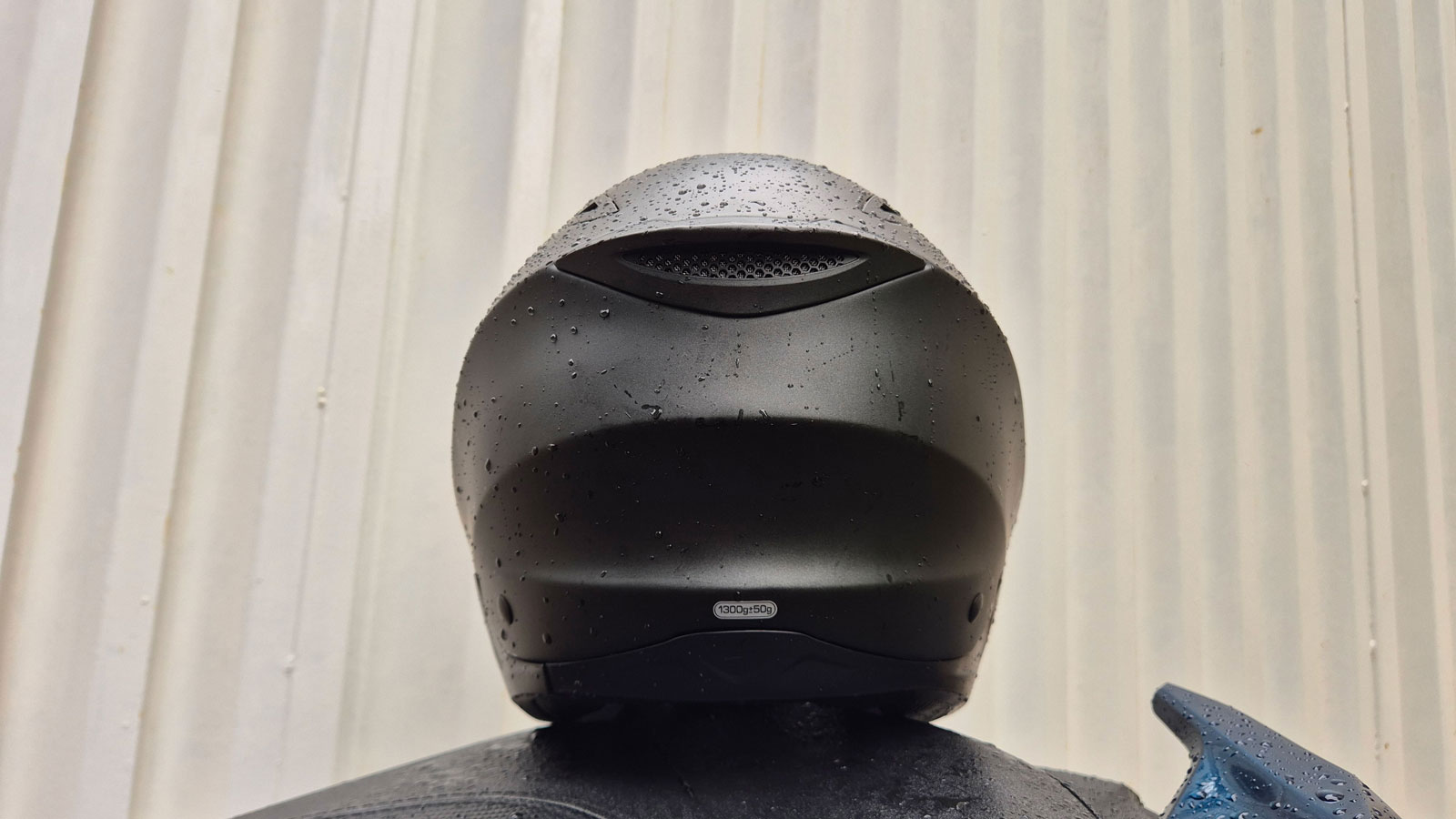 Αυτή είναι η πίσω όψη του Scorpion-Exo Z1.