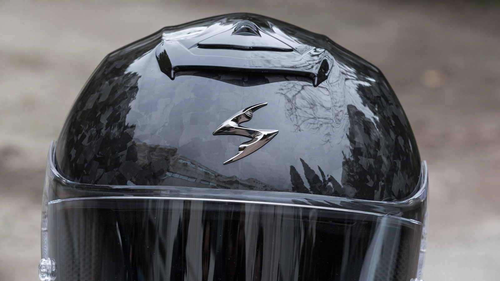 Test Scorpion-Exo R1 Evo II Air Carbon: Ελαφρύ & αθόρυβο, το απόλυτο sport κράνος της Scorpion