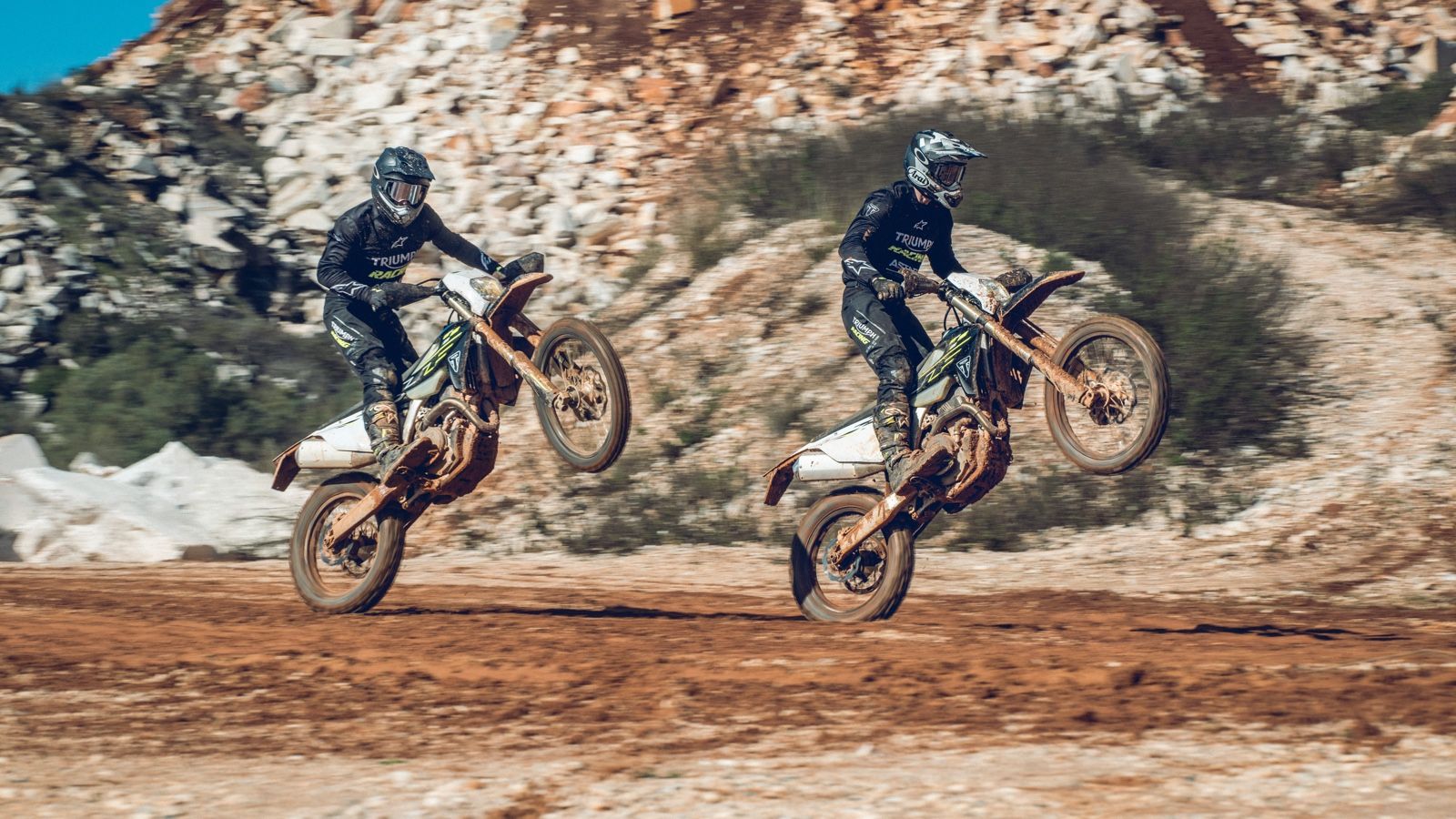 Η Triumph παρουσιάζει νέα μοντέλα enduro