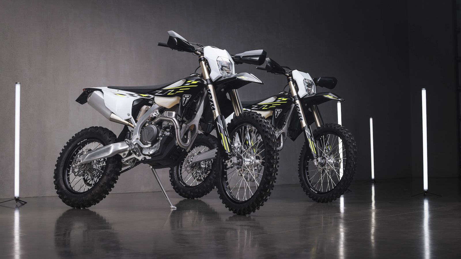 Η Triumph παρουσιάζει νέα μοντέλα enduro