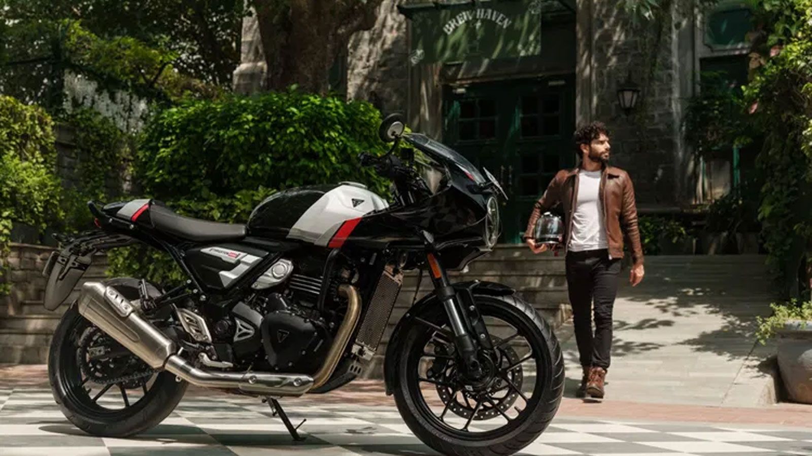 Το μοντέλο παρουσιάστηκε αρχικά στην Ινδία, αλλά έχει ήδη επιβεβαιωθεί ότι θα κυκλοφορήσει παγκοσμίως μέσα στο 2025, συμπεριλαμβανομένης και της ευρωπ