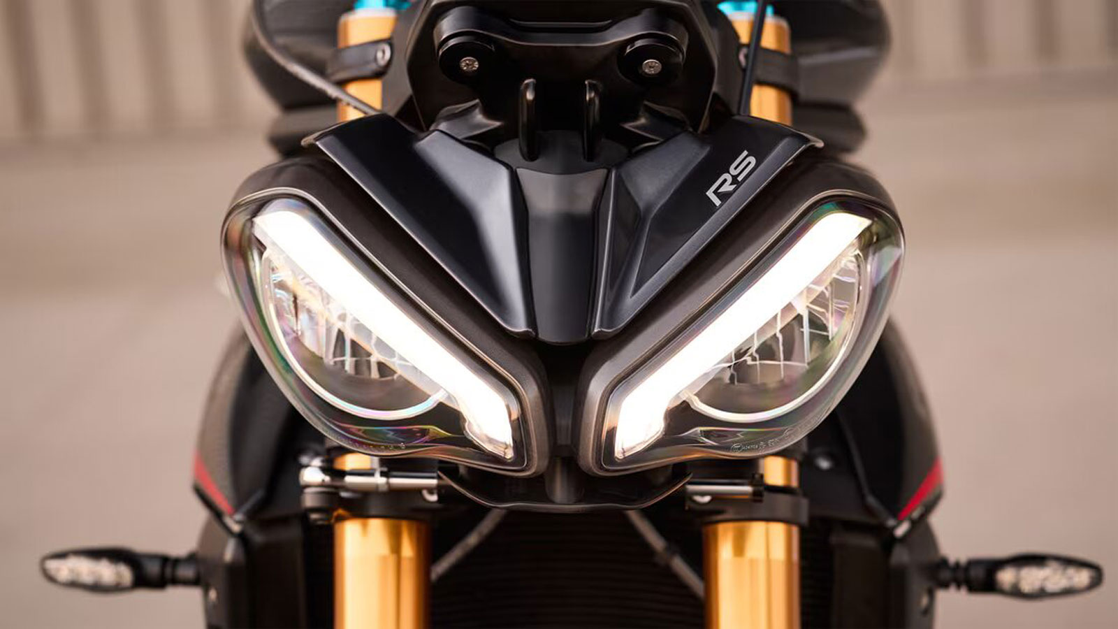 Το νέο Speed Triple 1200RS γ(κ)αζώνει με 183 άλογα