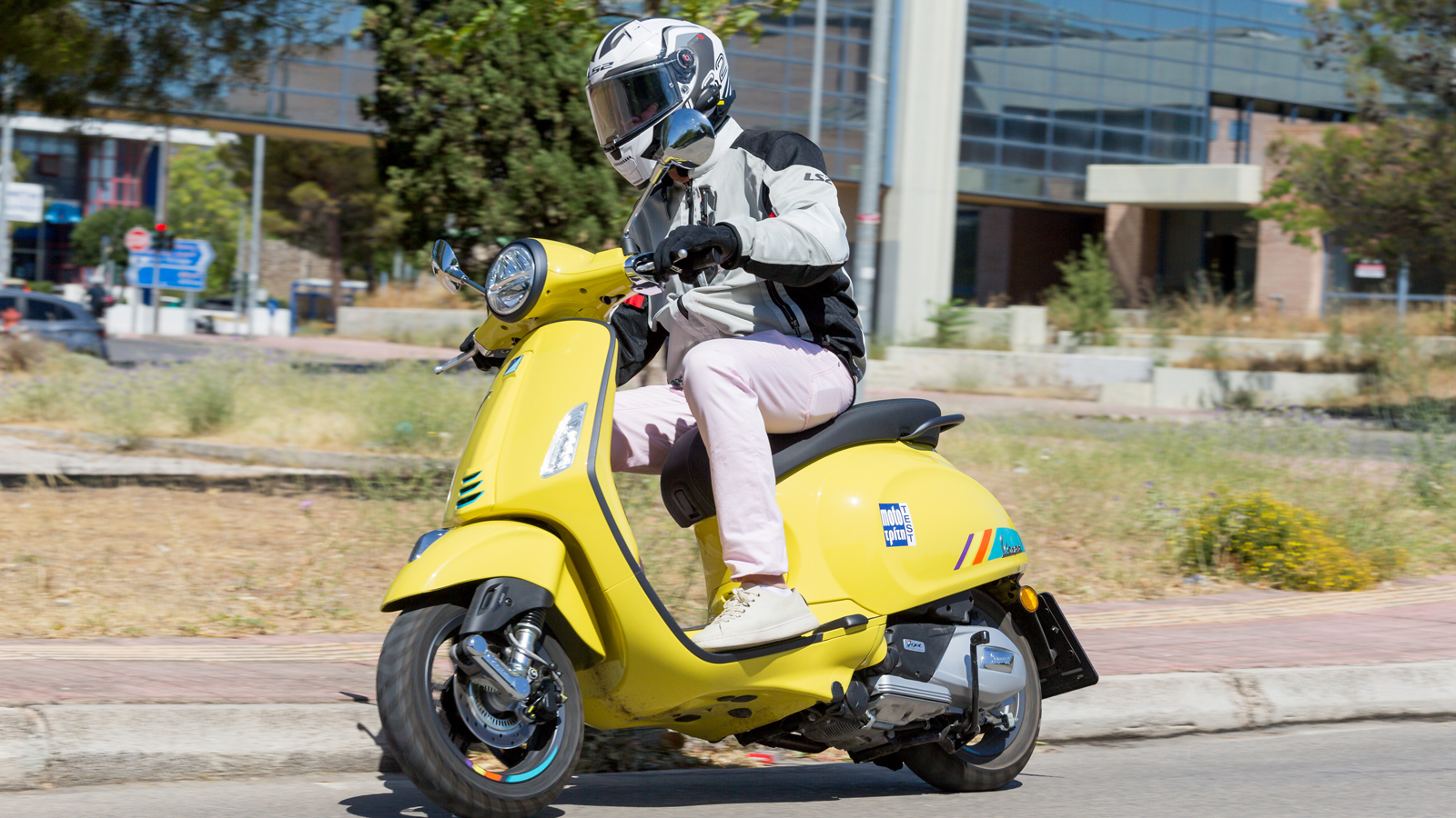 Test - Vespa Primavera 125S 2025