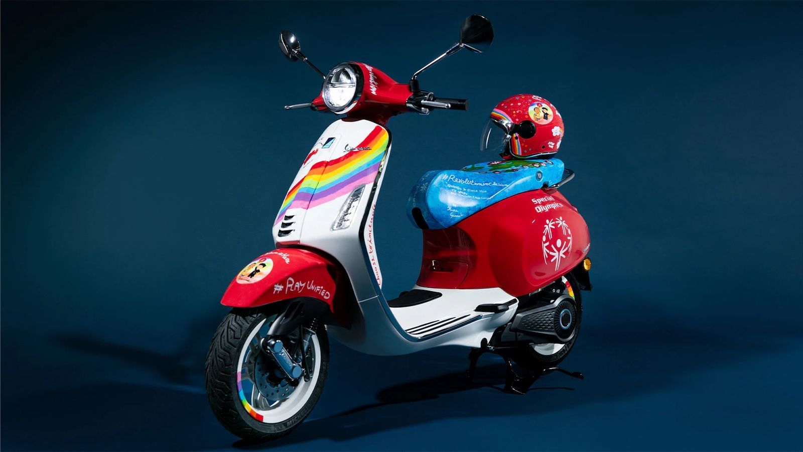 Vespa: Στηρίζει τους Παραολυμπιακούς με 3 ηλεκτρικά μοντέλα