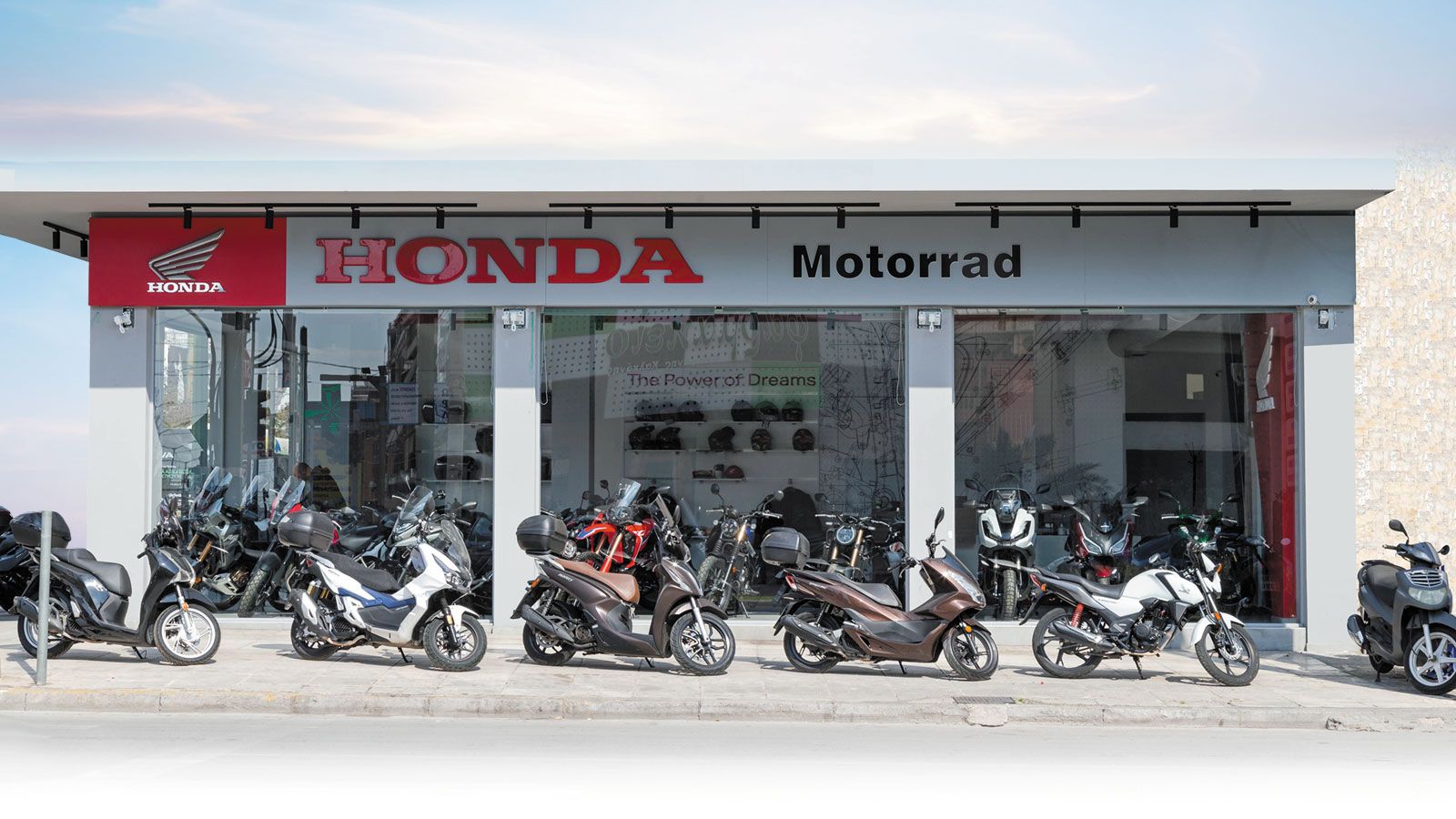 Aμεσα διαθέσιμα τα νέα Honda ADV 350 με νέες αποχρώσεις και προσφορές στη Motorrad Βιταλιώτης 
